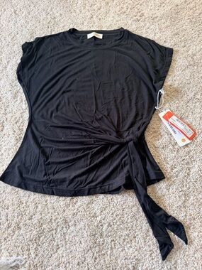 Women’s Black Side-Tie Short Sleeve Top